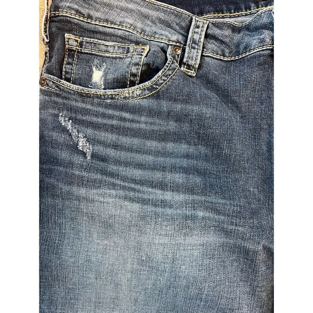 Silver Zac Relaxed Fit Straight Leg Stretch, Slightly Distressed Men's 38/34